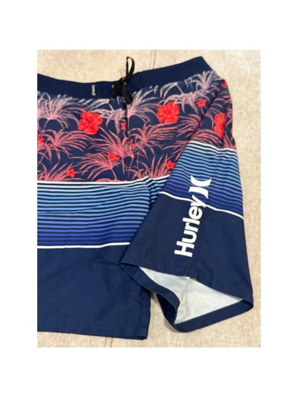 Hurley Boys Americana Floral Swim Boardshorts 18 Navy Waist 18/29 Drawstring